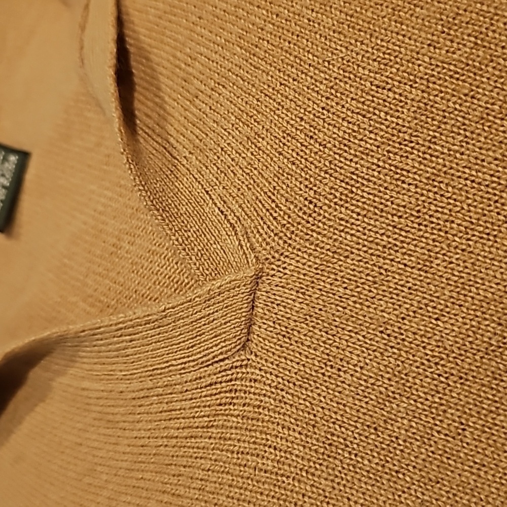 LL Bean womans medium cashmere sweater very good condition - Picture 8 of 10